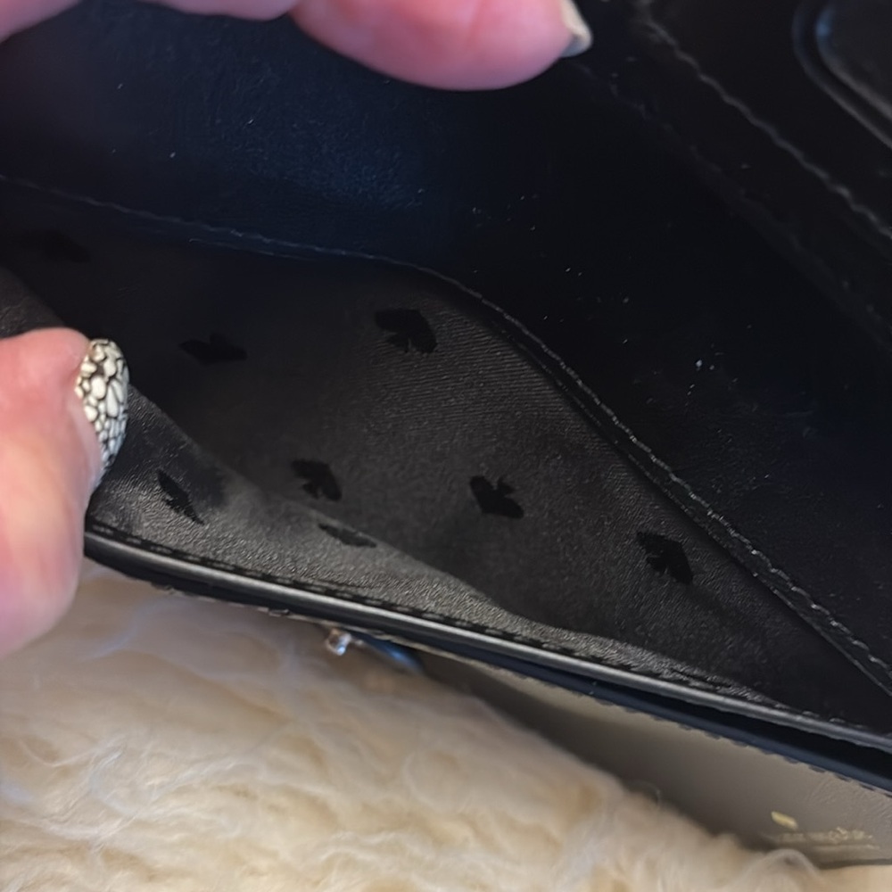 Kate Spade New York 2 piece. Sparkle Stripe Bag and Slim Black Matching Wallet. - Picture 11 of 17